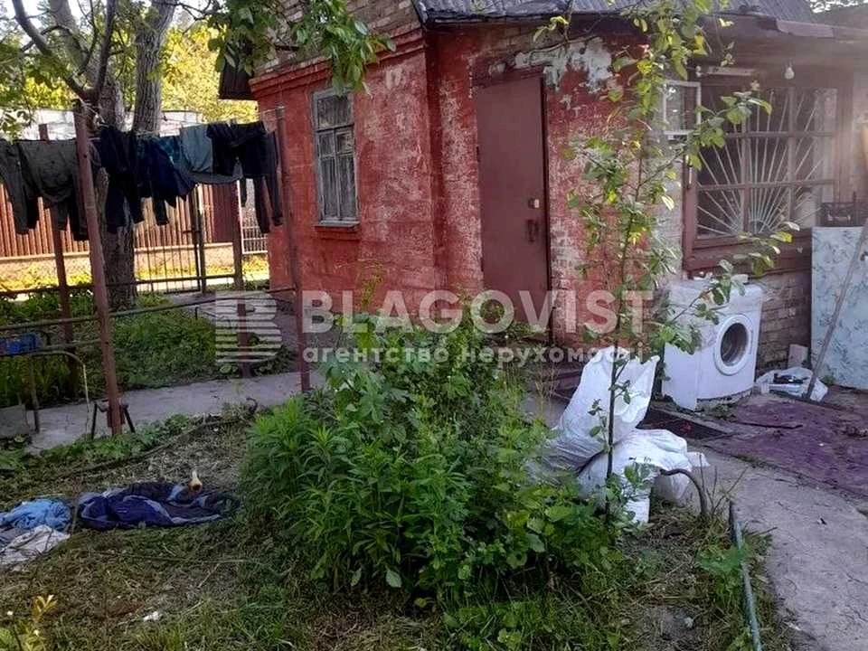 Ділянка. Київ, Синьоозерна вул.