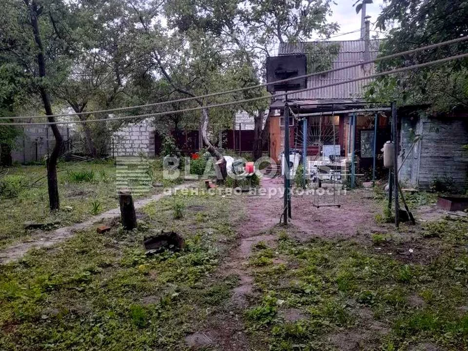 Ділянка. Київ, Синьоозерна вул.