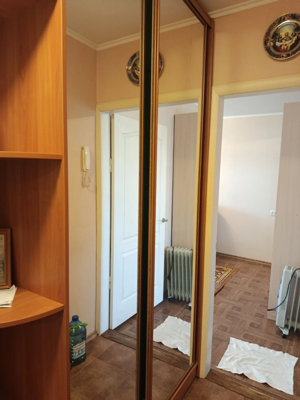 Продаю 2-кімнатну квартиру в районі ЮТЗ