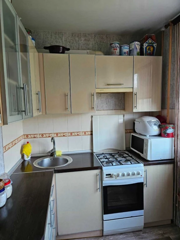 For Sale: 2-room apartment near Sportivnaya metro