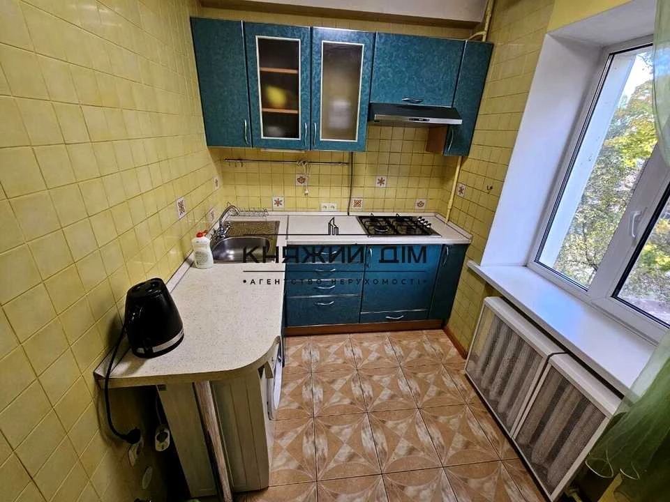 Apartment. Vasylkivska Street, Kyiv