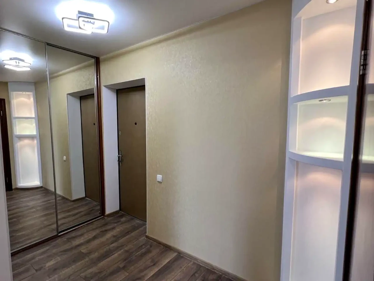 Сдается 1-комнатная квартира 40 м² на 10-м этаже