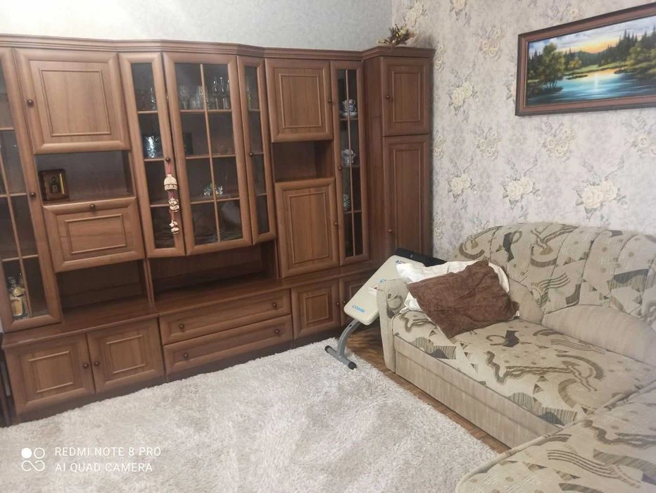 Продается хорошая 3комн квартира ул.Вишняковская 7-б