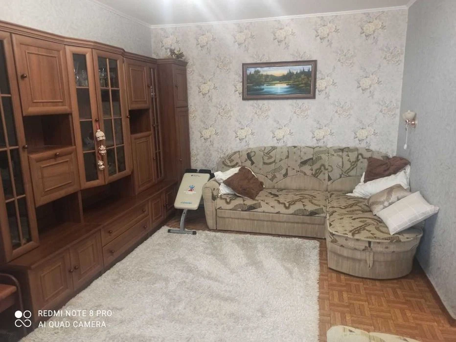 Продается хорошая 3комн квартира ул.Вишняковская 7-б