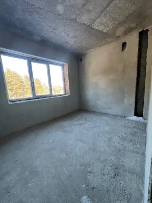 2-bedroom apartment | gas heating | safe area