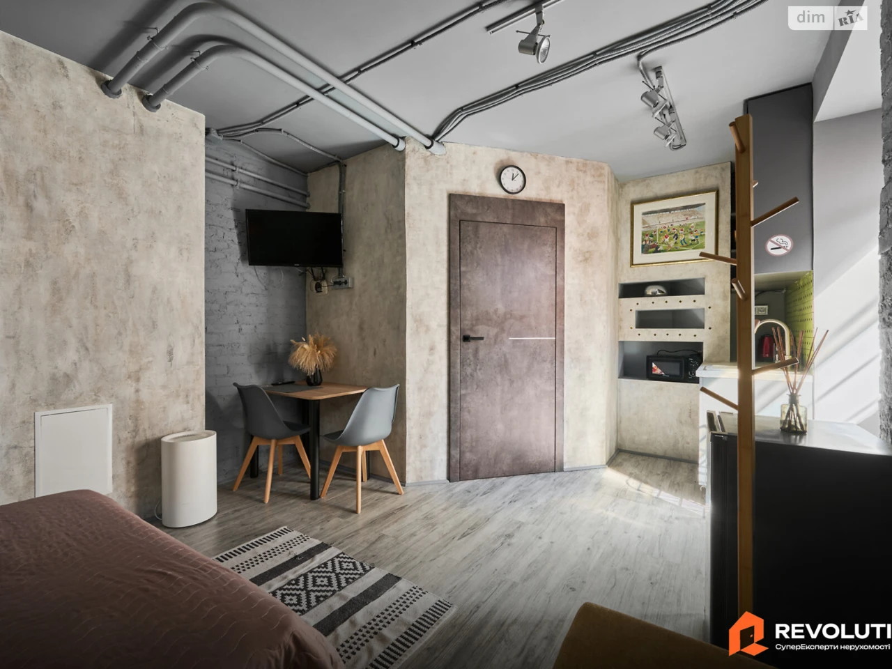 Apartment for Sale: Podil