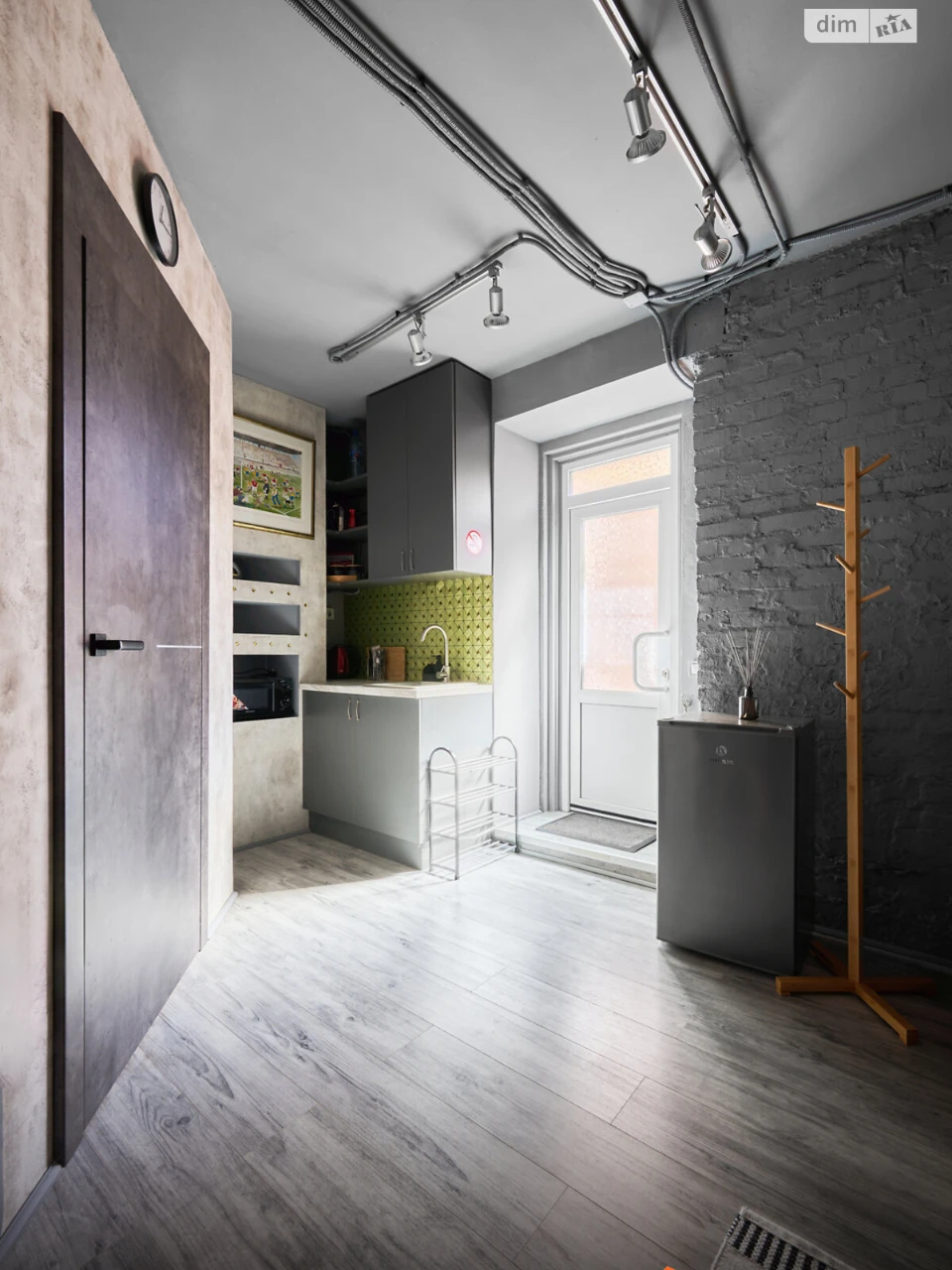 Apartment for Sale: Podil