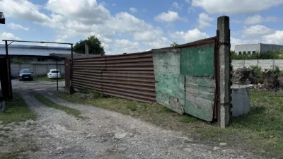 Продаж ділянки під комерцію у Рівному