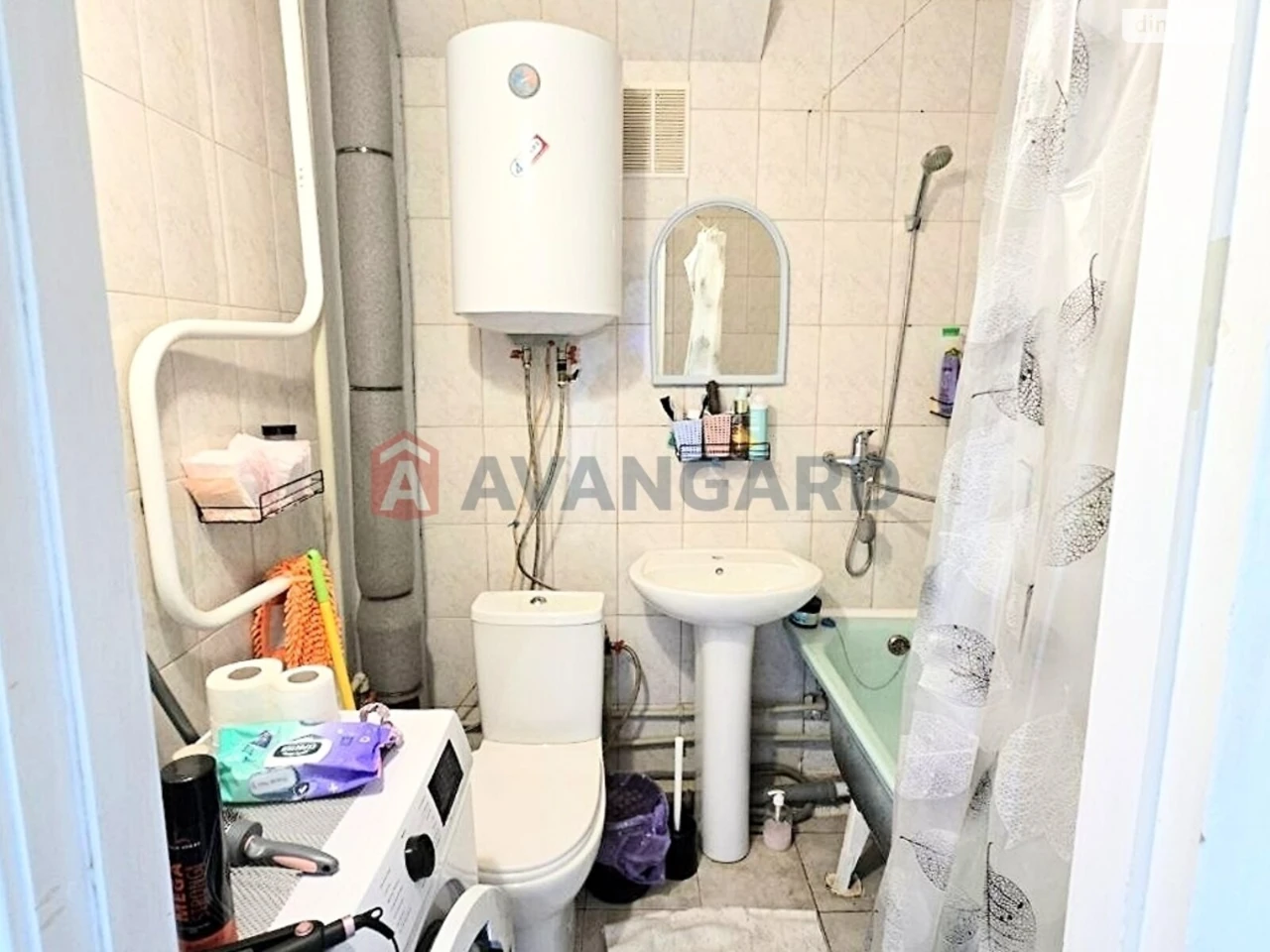 Apartment for Sale: Kommunar's District