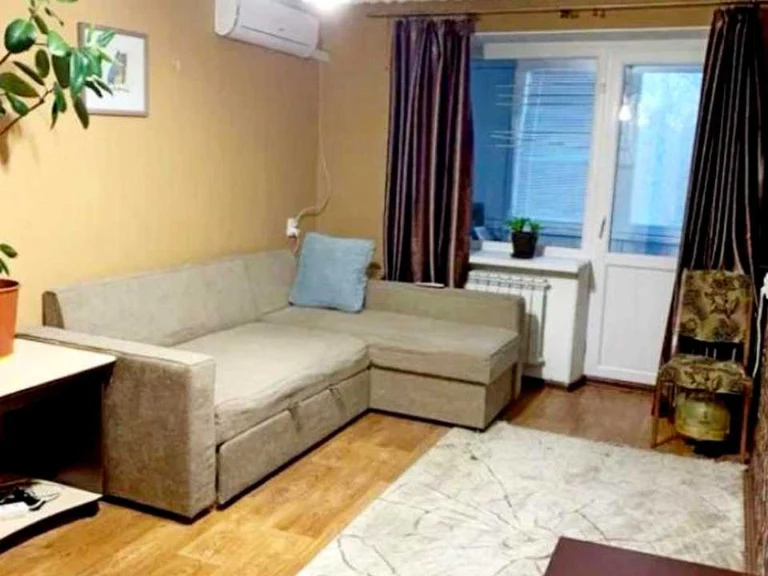 Apartment. Jasminovy Bul., Kharkiv