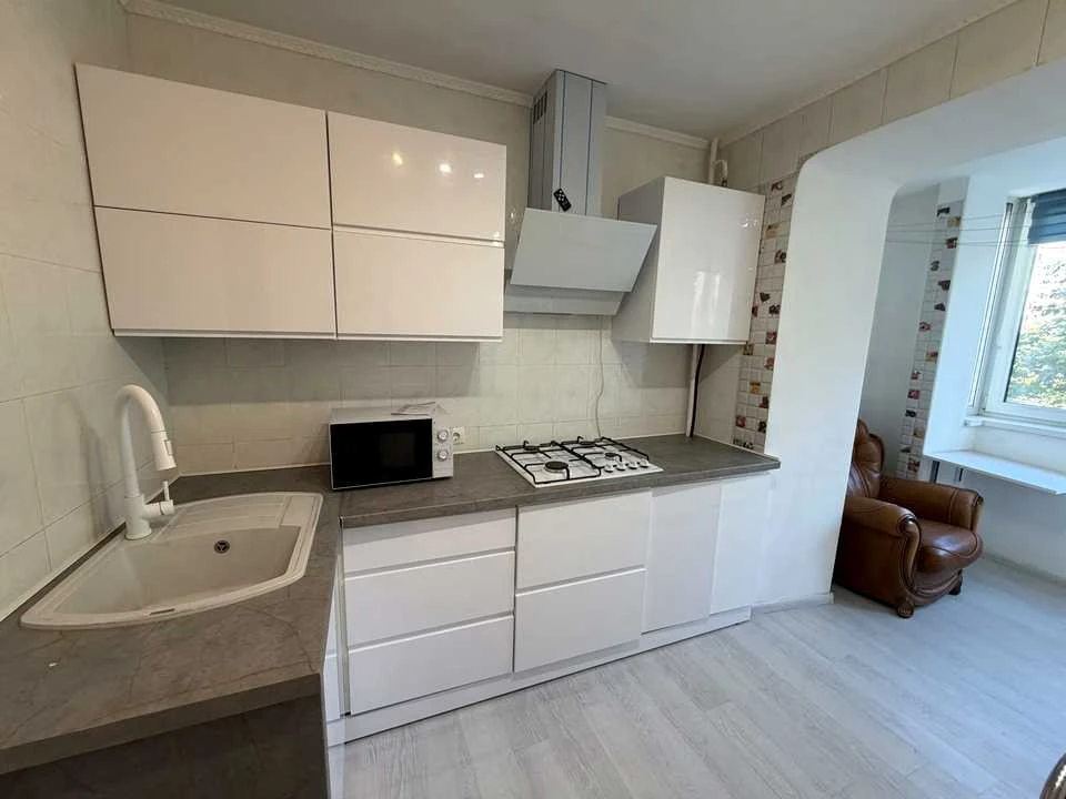 Apartment. Anna Akhmatova Street, Kyiv
