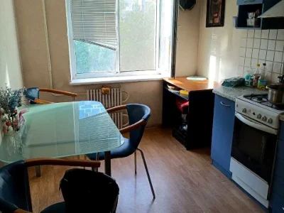 Apartment. Dnipro, Myru Prospect.