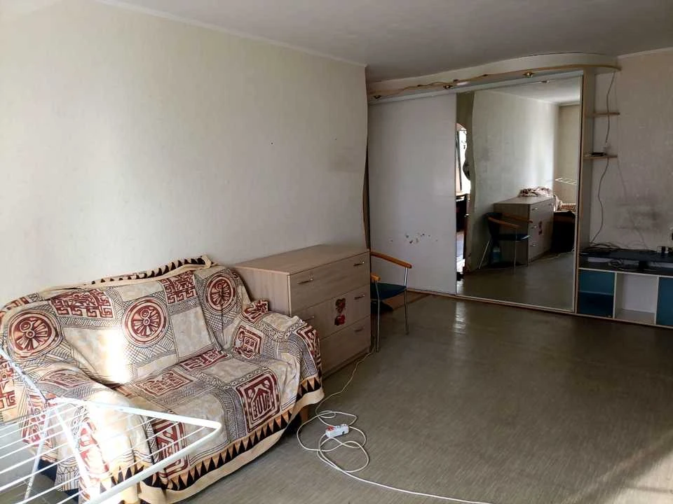 Apartment. Dnipro, Myru Prospect.