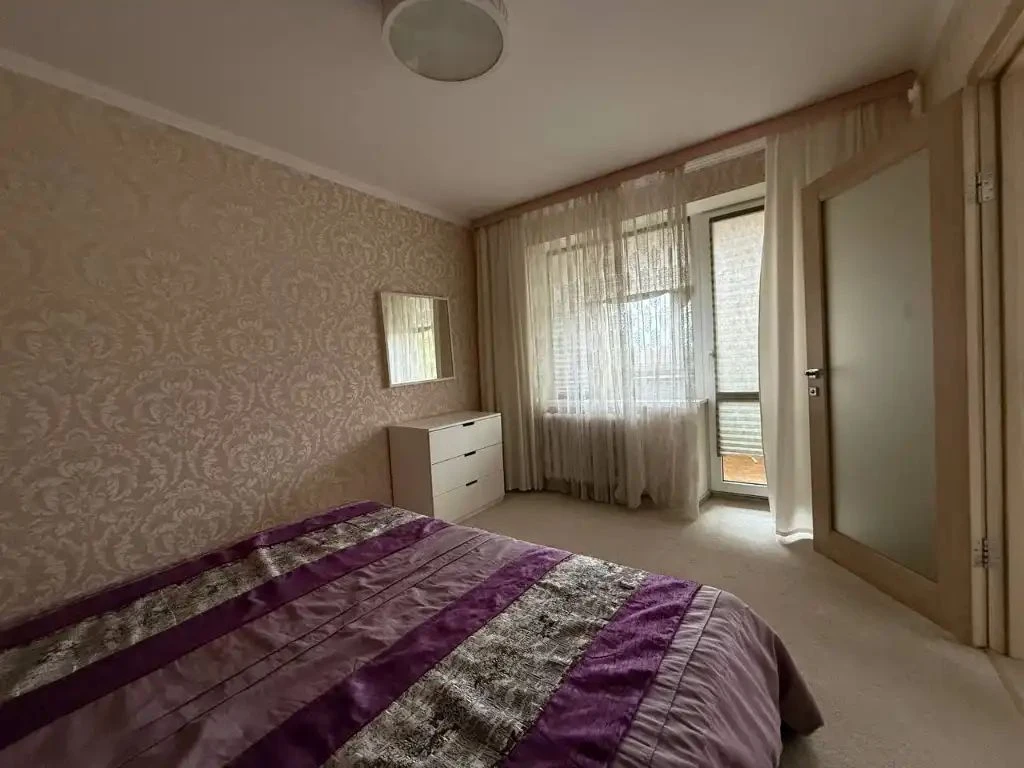 Продается 3-комнатная квартира, Перемога-2