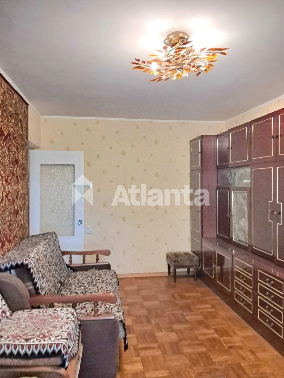 В продаже двухкомнатная квартира в кирпичном доме, район Чер