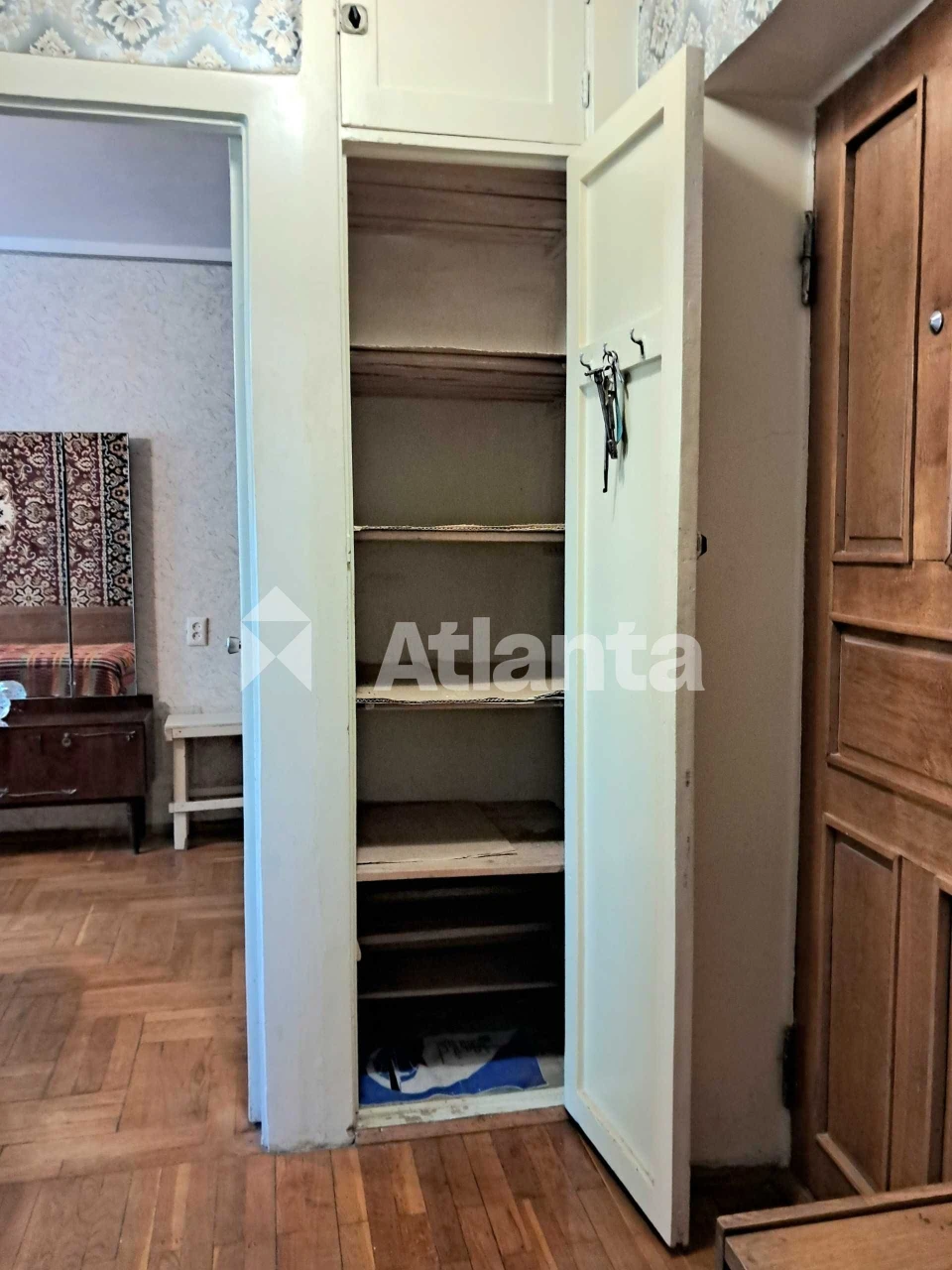 В продаже двухкомнатная квартира в кирпичном доме, район Чер