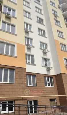 Двухуровневая трехкомнатная  квартира в новом кирпичном доме