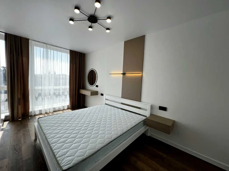Apartment. Ivano-Frankivsk, Belvederska St.