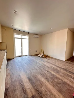 Sale of a two-bedroom apartment on Bogomoltsa Street