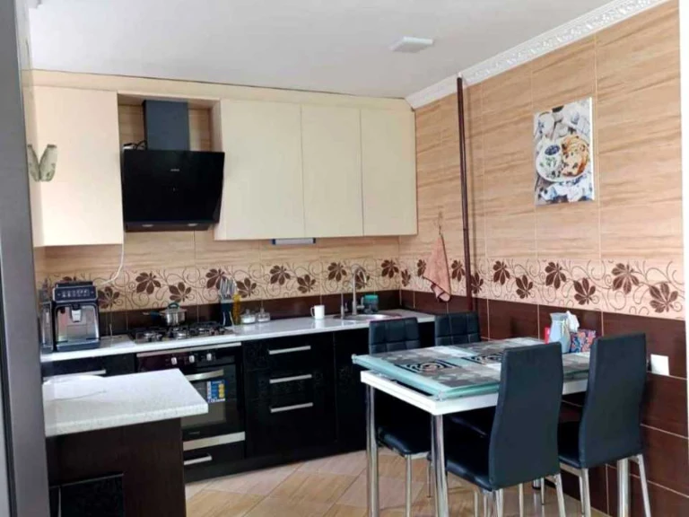 Apartment. Kropyvnytsky, Dzerhal'na st.