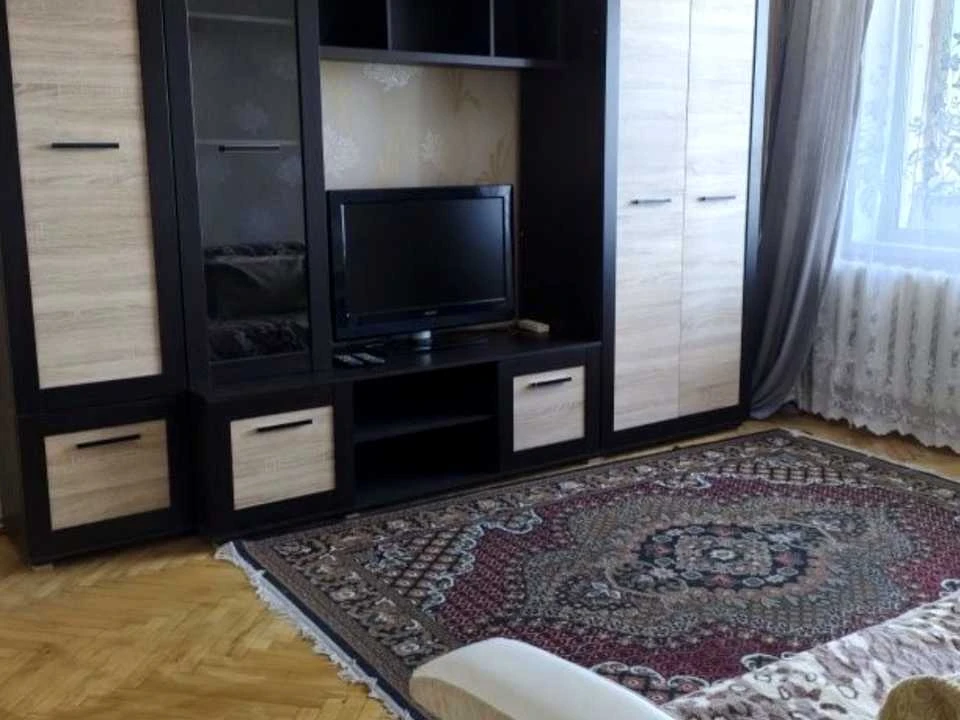 Квартира. Киев, Озерная улица.
