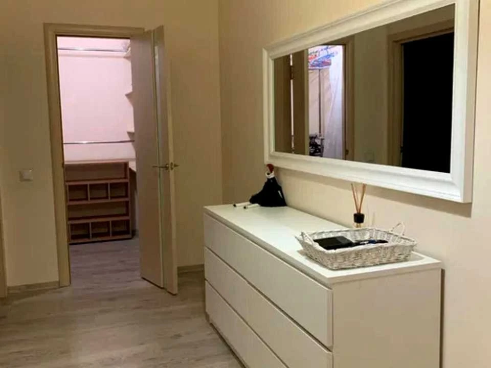 Apartment. Aviakonstruktora Ihor Siksorskogo st.