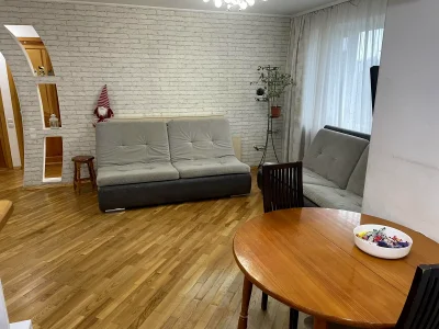 Оренда квартири 4-кімн. 75 м² 7/9 пов.