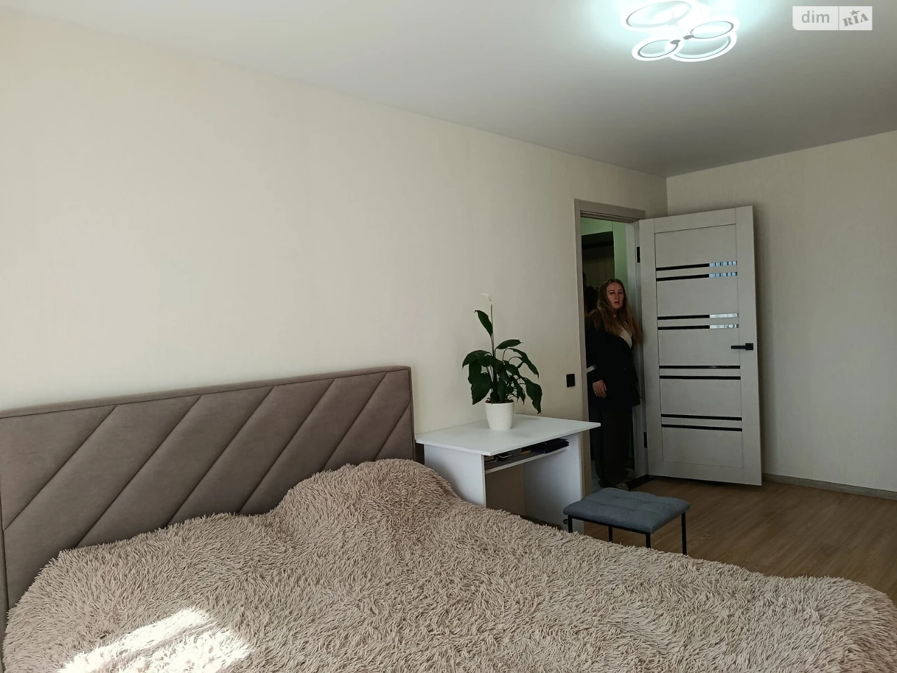 Продаж Квартира Виставка