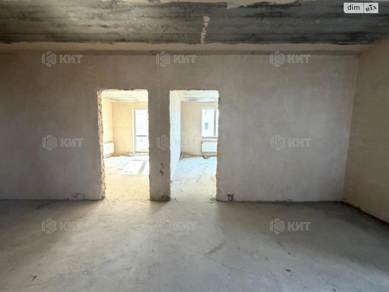 For Sale Apartment Center