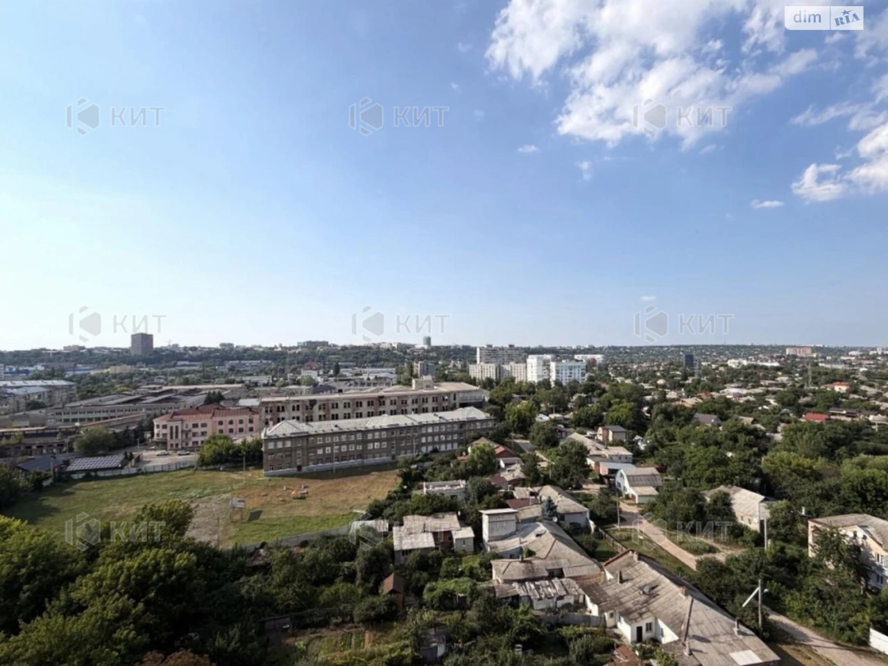 For Sale Apartment Center