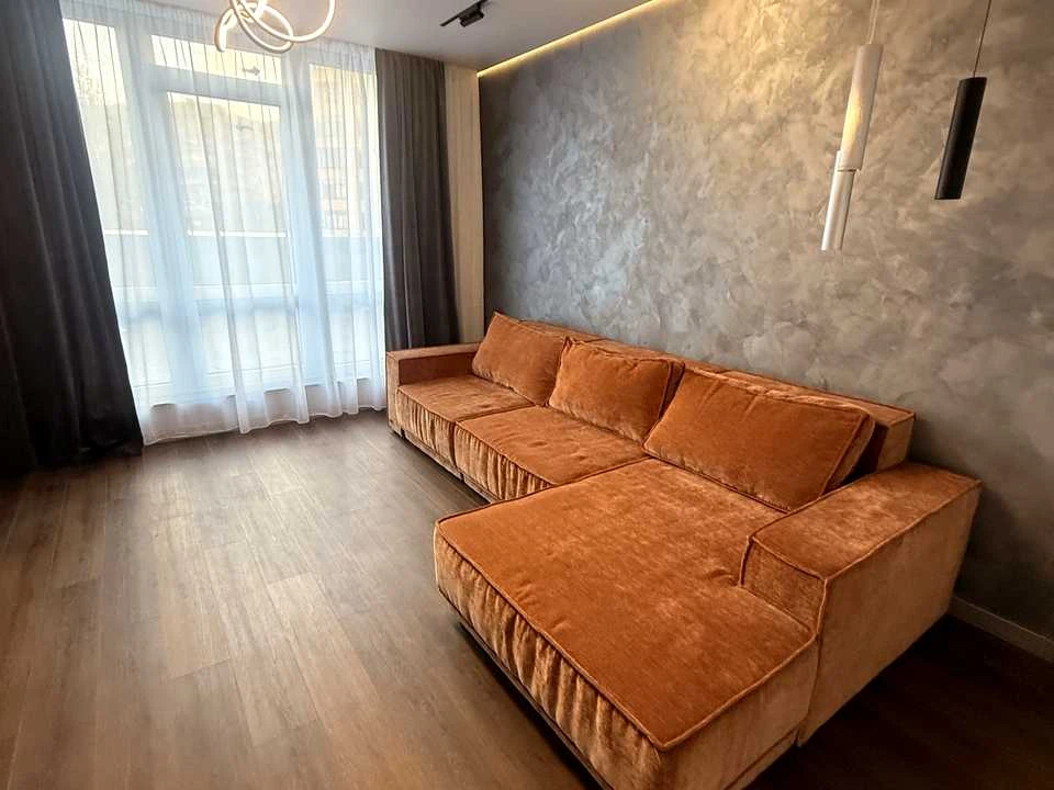 Apartment. Lviv, V'yacheslava Chornovola Prospect