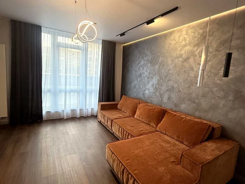 Apartment. Lviv, V'yacheslava Chornovola Prospect