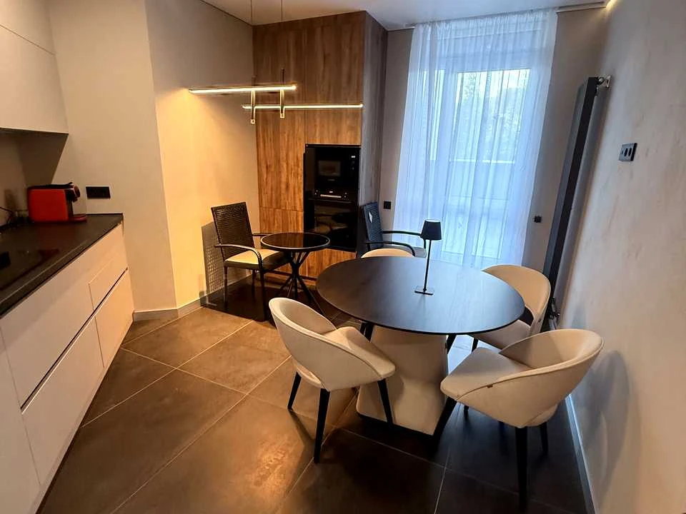 Apartment. Lviv, V'yacheslava Chornovola Prospect