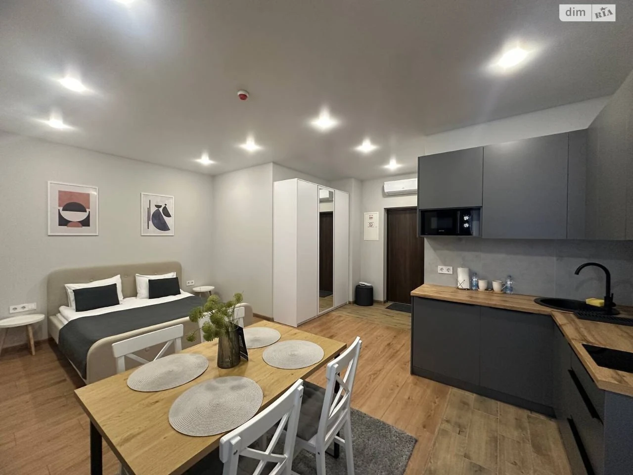 Long-Term Rental Apartment, near the train station