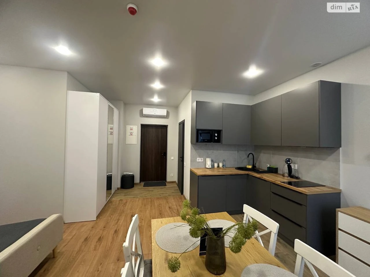 Long-Term Rental Apartment, near the train station