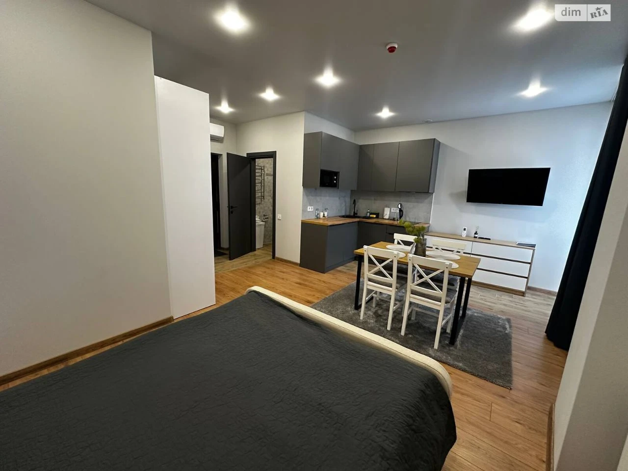 Long-Term Rental Apartment, near the train station