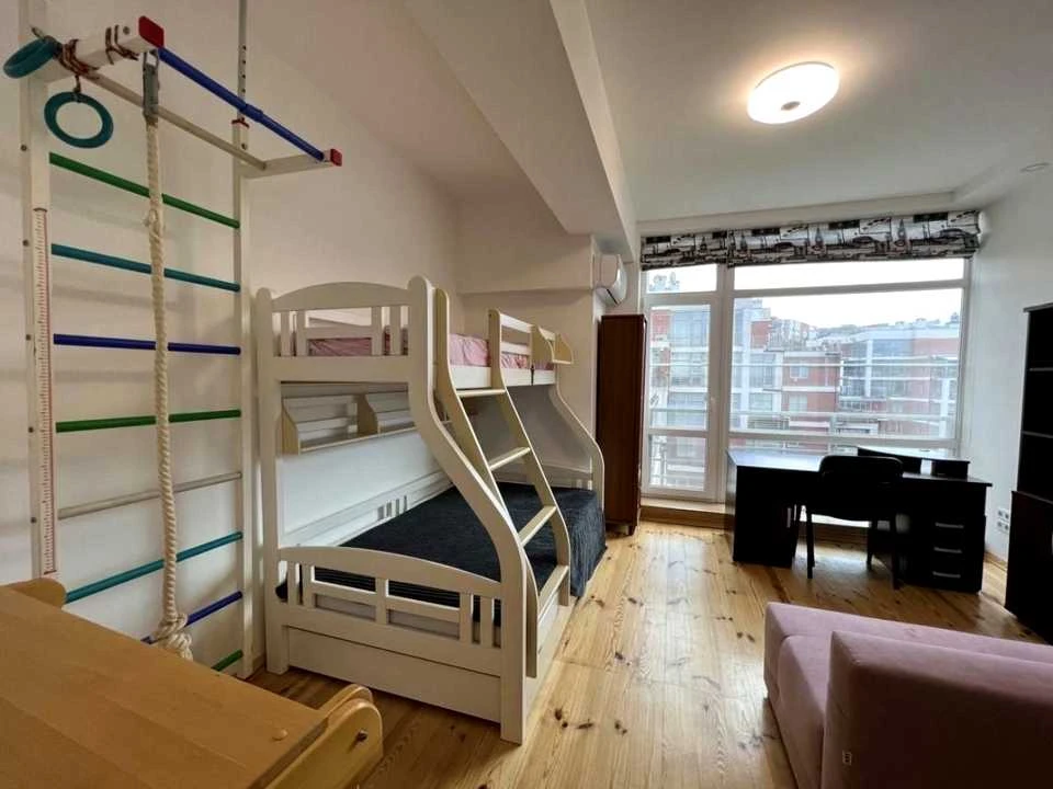 3-room apartment. Lviv, Boykivska St.