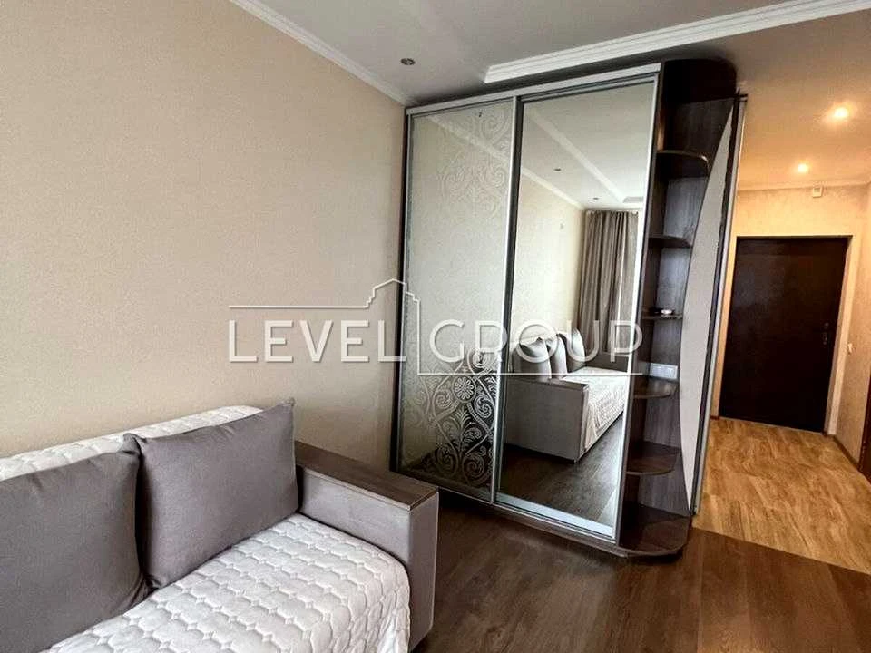 Apartment. Dragomanoova St.