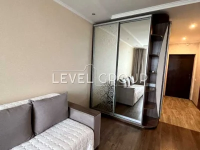 Apartment. Dragomanoova St.