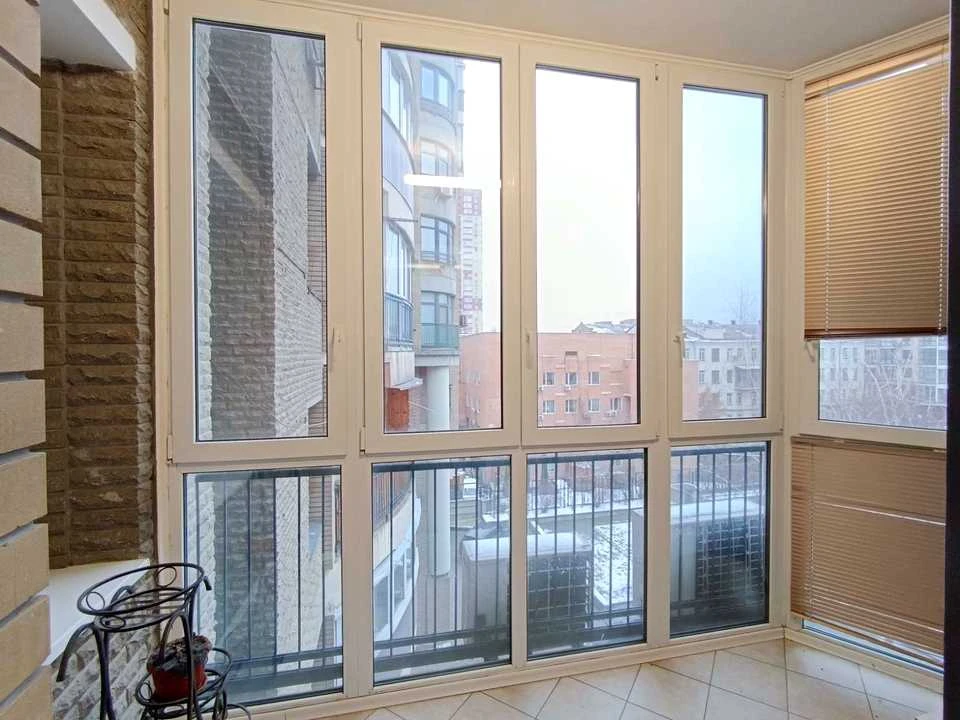 Apartment. Kyiv, Nazariyska St.