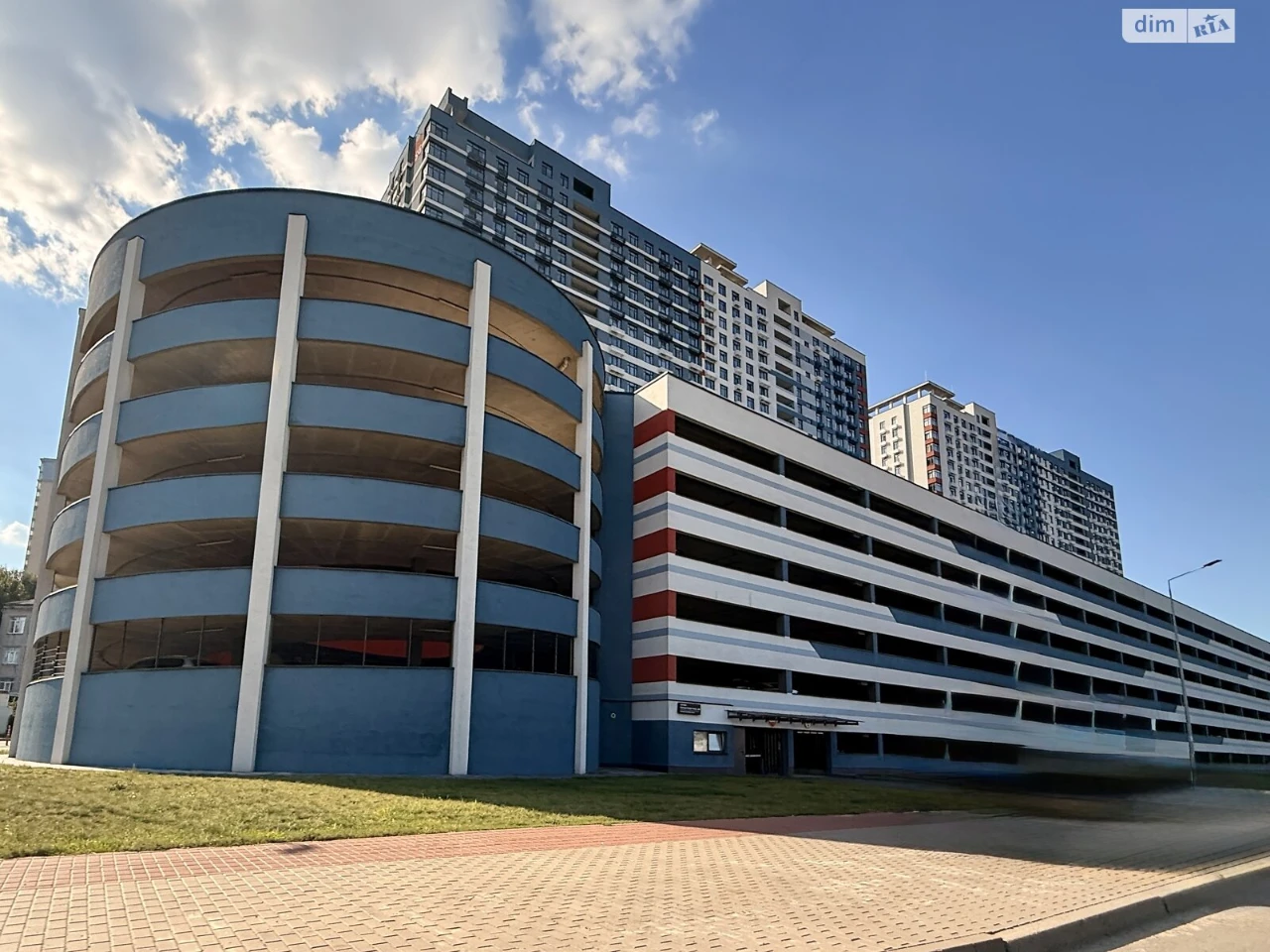 Продаж Квартира Лівобережний Масив