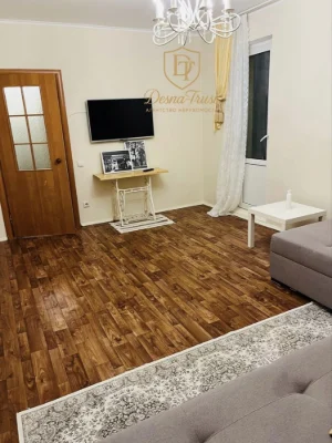Sale of a 3-room apartment 90 sq.m on St. Urlivska 24, Yeoselya, Ye відновленн