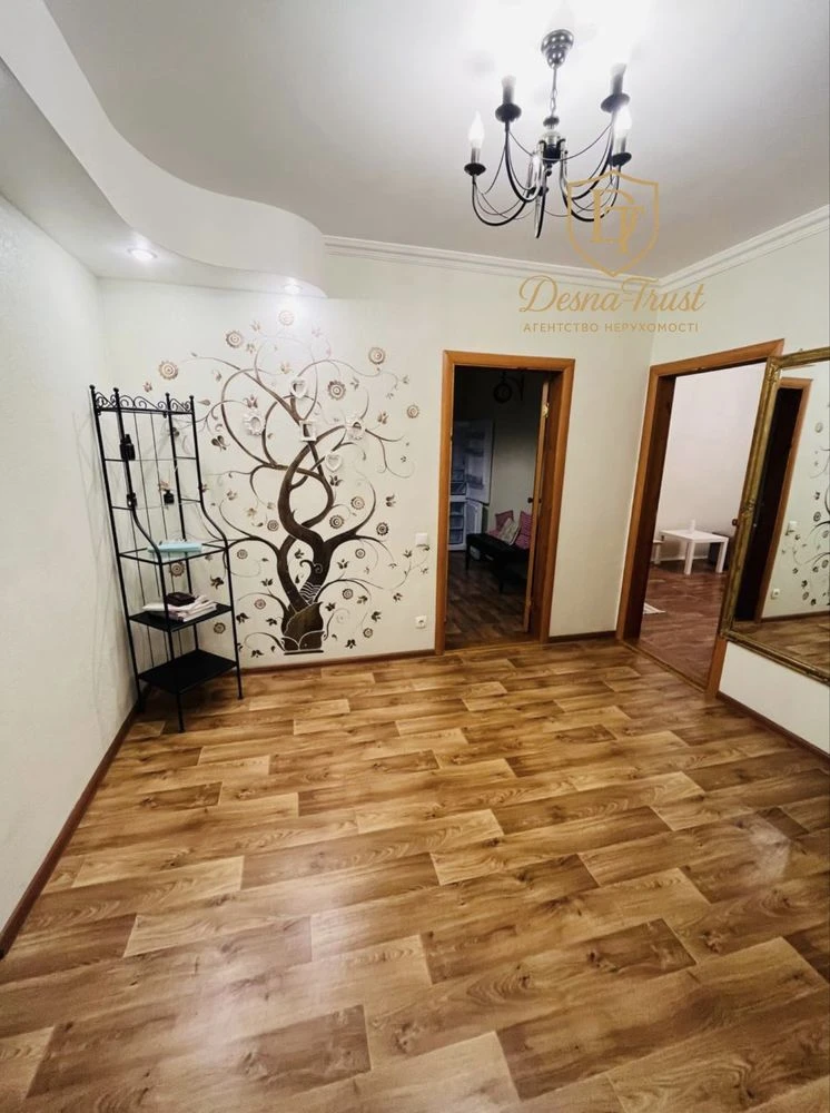 Sale of a 3-room apartment 90 sq.m on St. Urlivska 24, Yeoselya, Ye відновленн