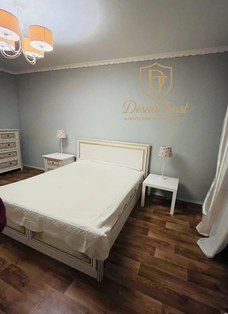 Sale of a 3-room apartment 90 sq.m on St. Urlivska 24, Yeoselya, Ye відновленн