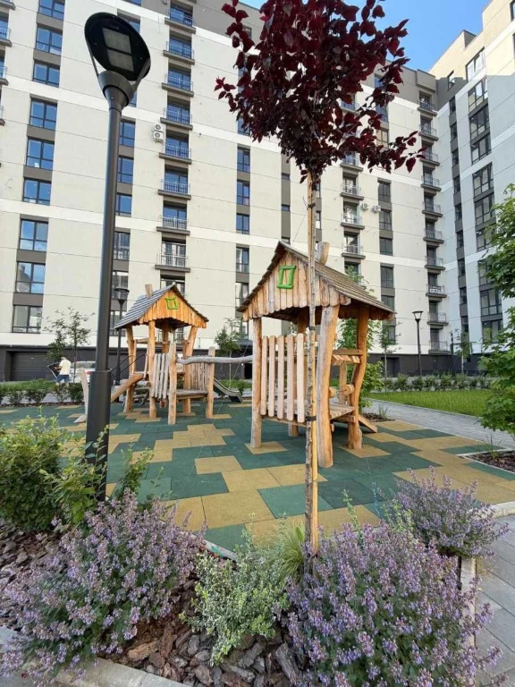 Продаж двокімнатної квартири готової до ремонту