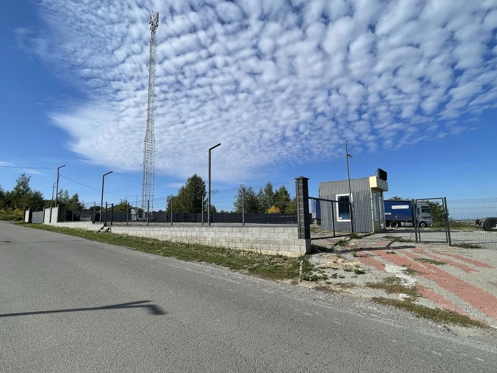 Продам ділянку комерційного призначення