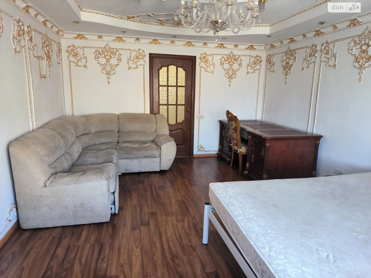 Long-Term Rental Apartment in Karavayiv Dacha