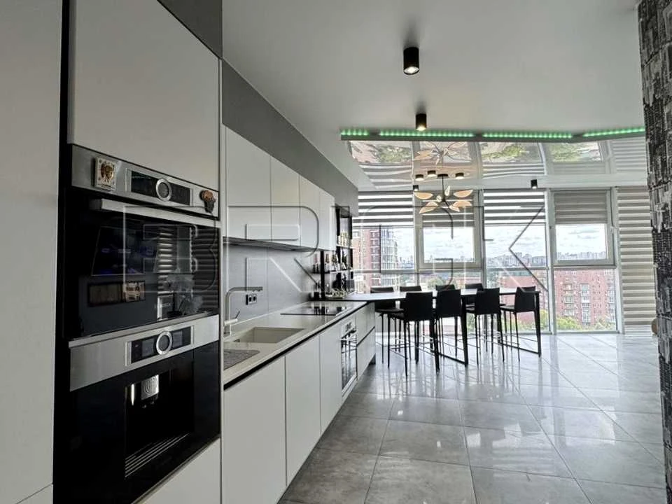 Apartment. Kyiv, Yamska Street