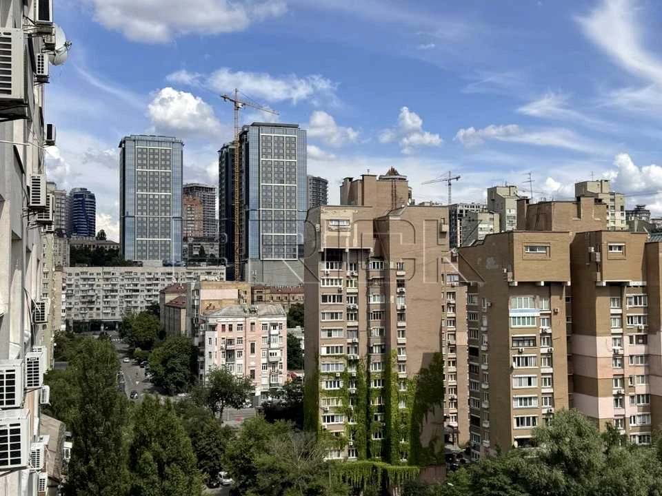 Apartment. Kyiv, Yamska Street