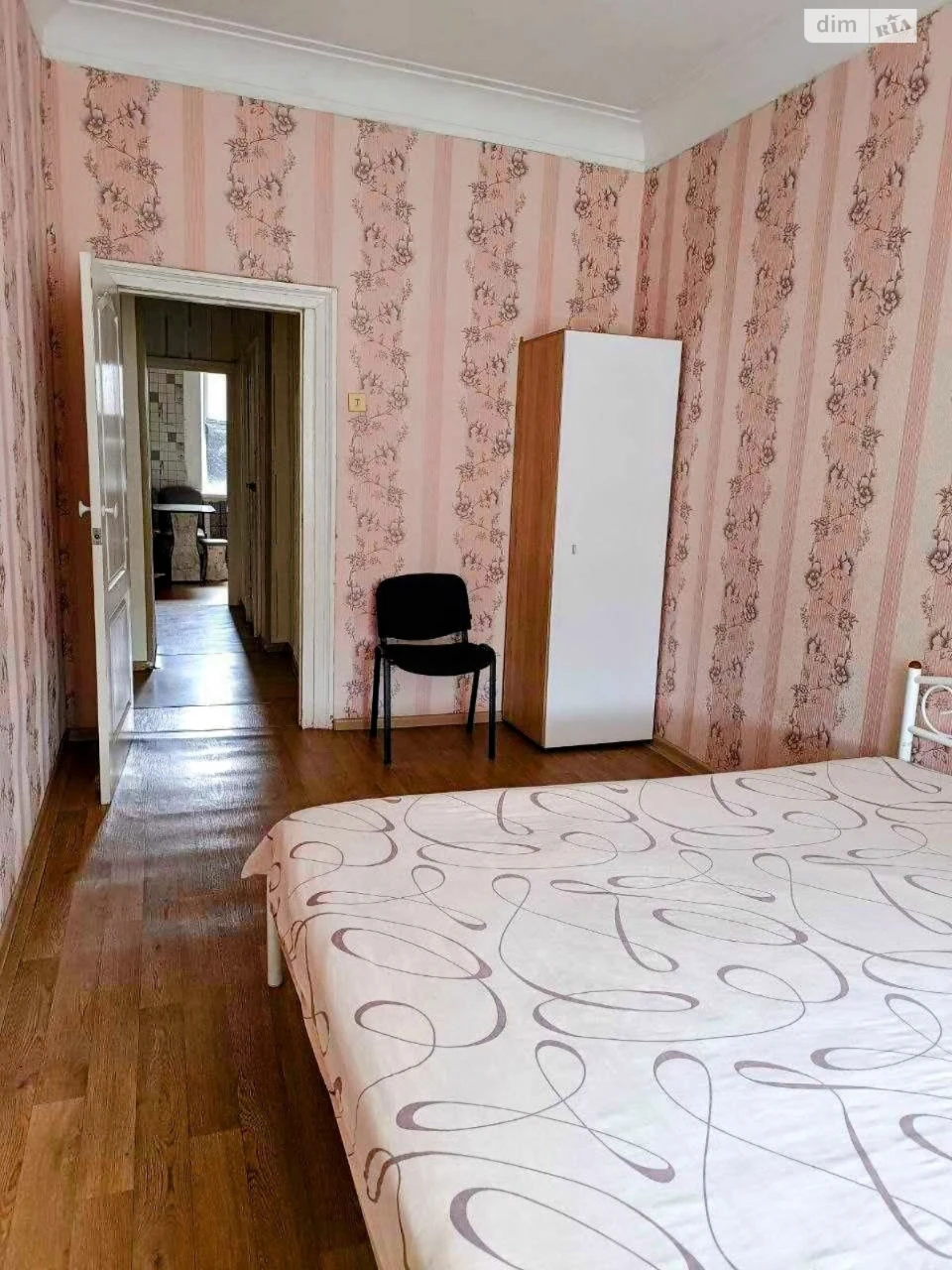 Long Term Rental Apartment near the Train Station